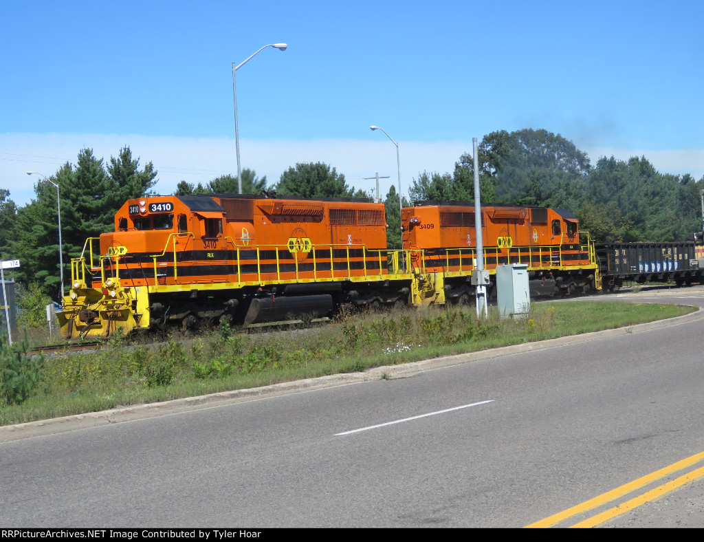 Huron Central arriving in East Soo with 23 cars